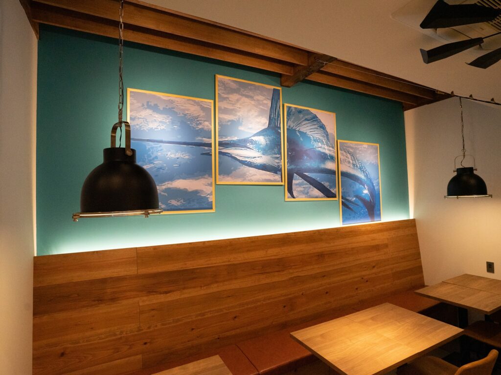 店内壁