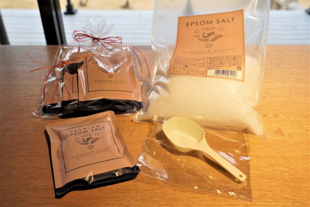 『EPSOM SALT（エプソムソルト）』（100g・260円、100g×3パック・700円、800g・990円）