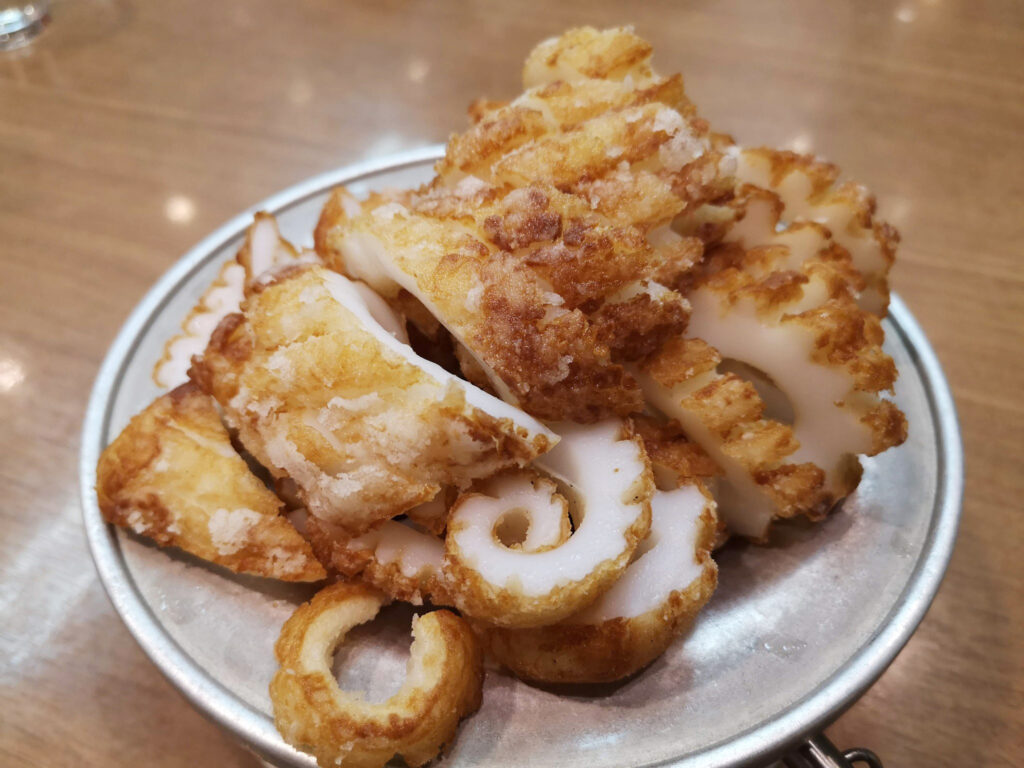 イカの天ぷら　小＝1,800円　中＝2,900円