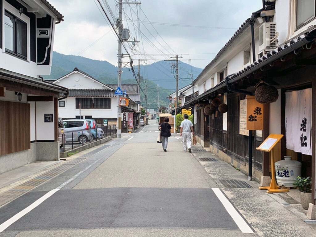 山崎旅館Q　老松酒造から山崎旅館Q方面へ