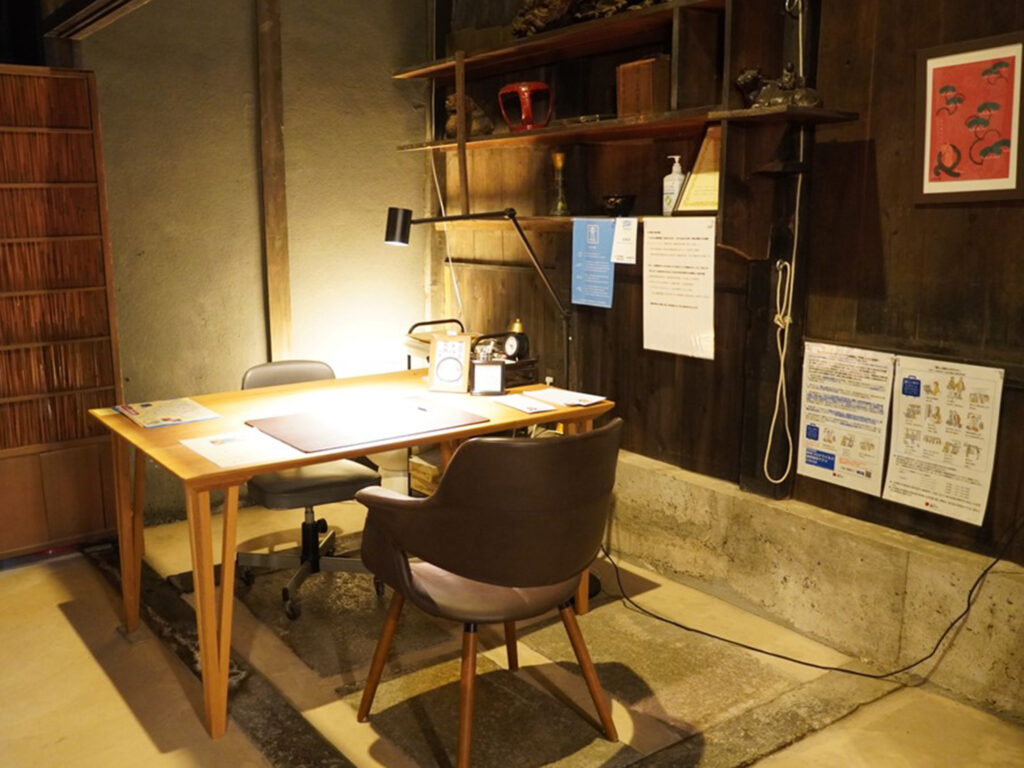 山崎旅館Q　フロント
