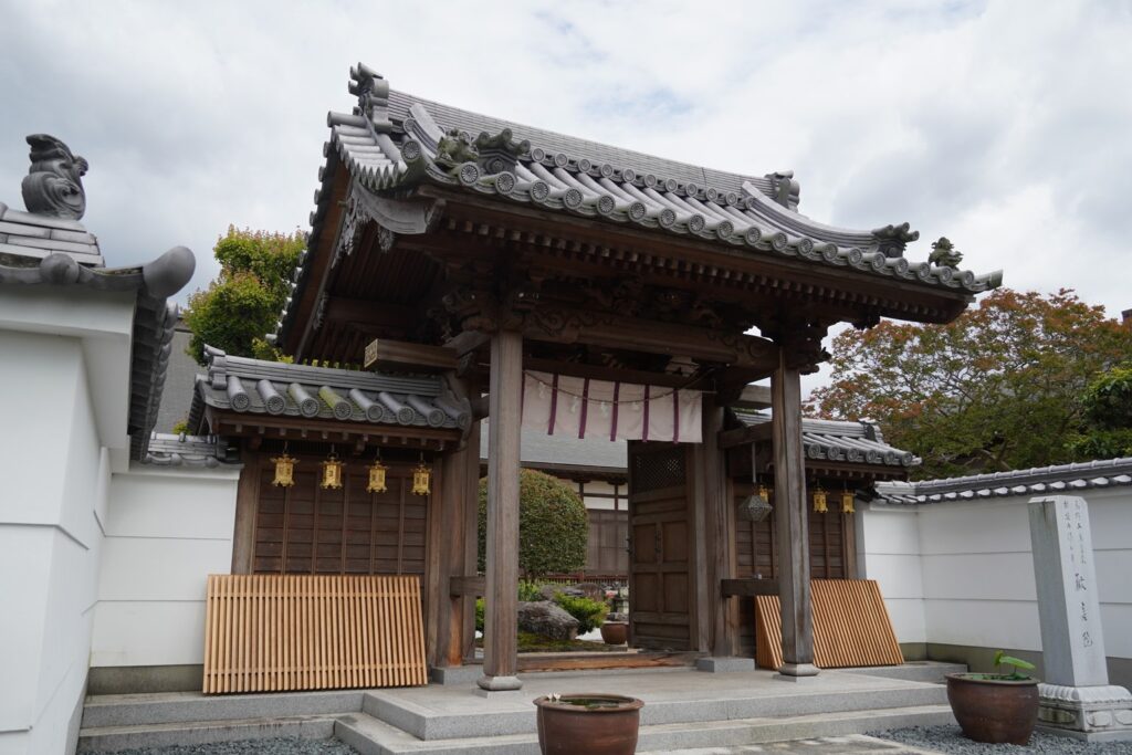 塔頭のひとつ、歓喜院