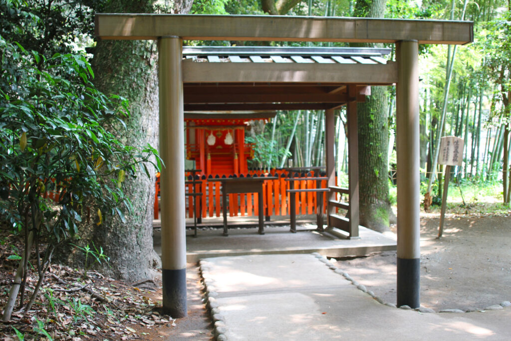 神功皇后をお祀りした「生田森坐社」も