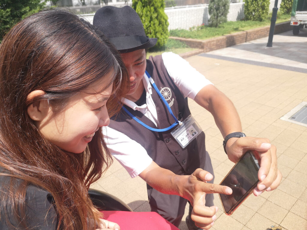 ガイドさんが写真の加工までしてくれます