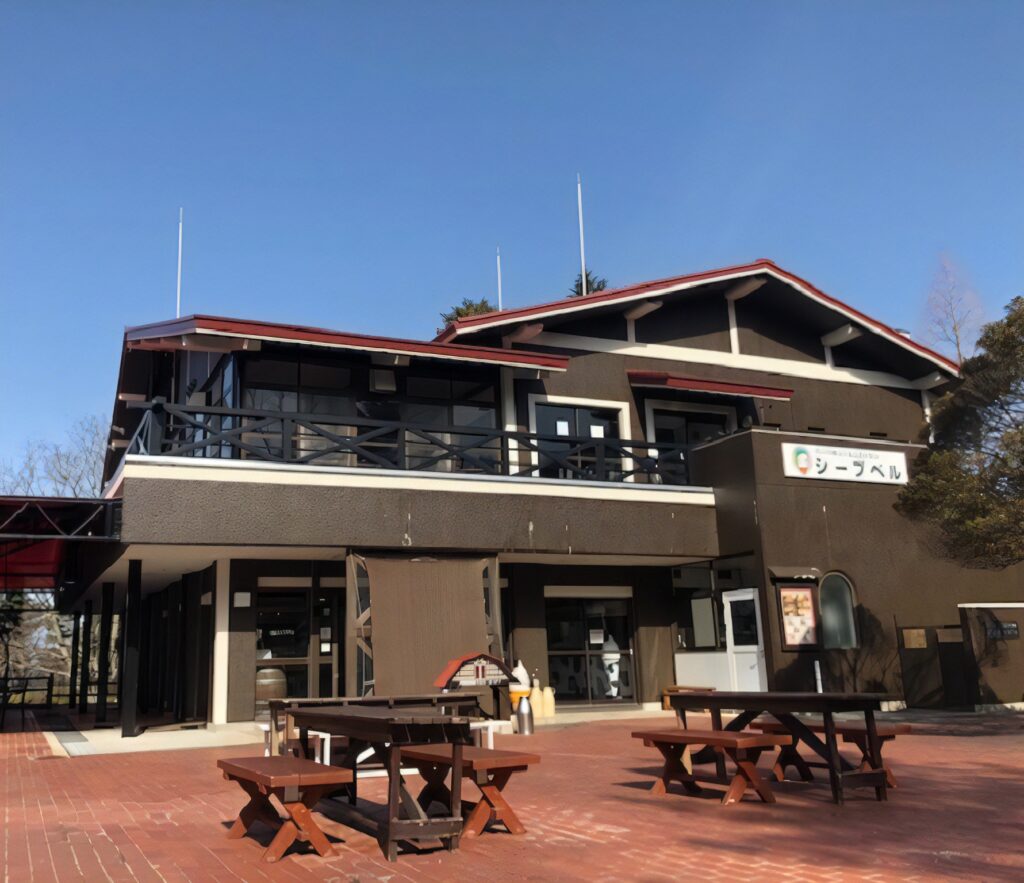 写真提供：『六甲山牧場』／シープベル
