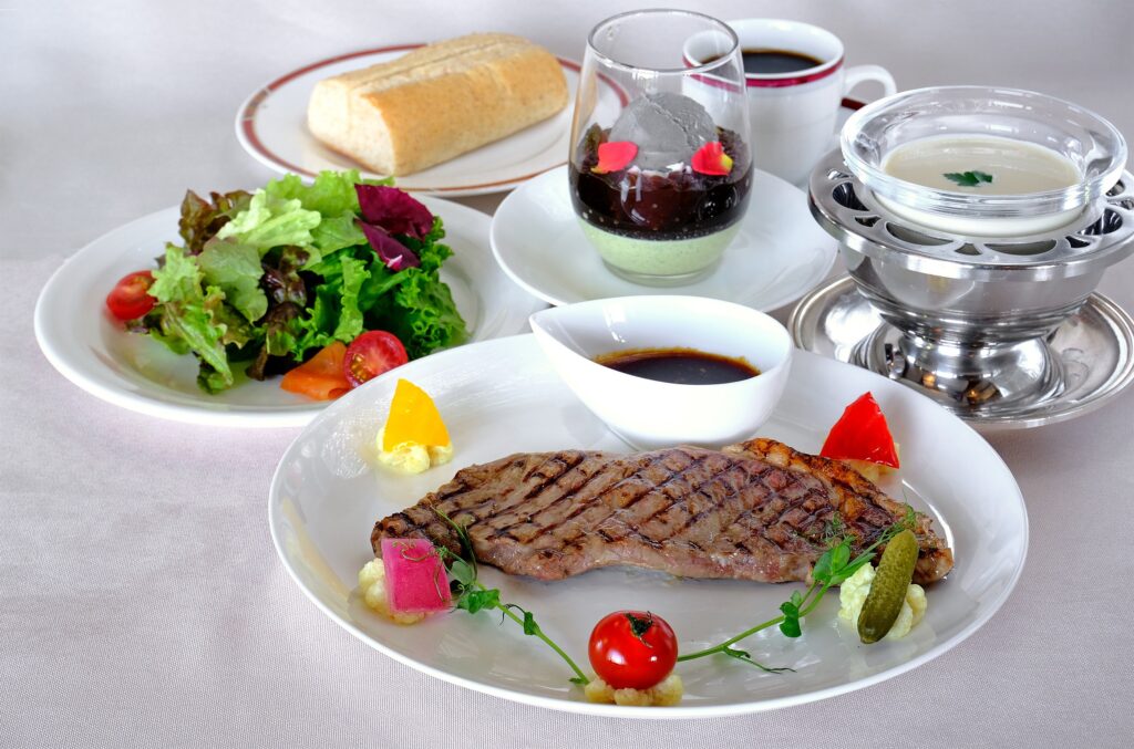 写真提供：神戸チーズ／2023年夏のコース料理