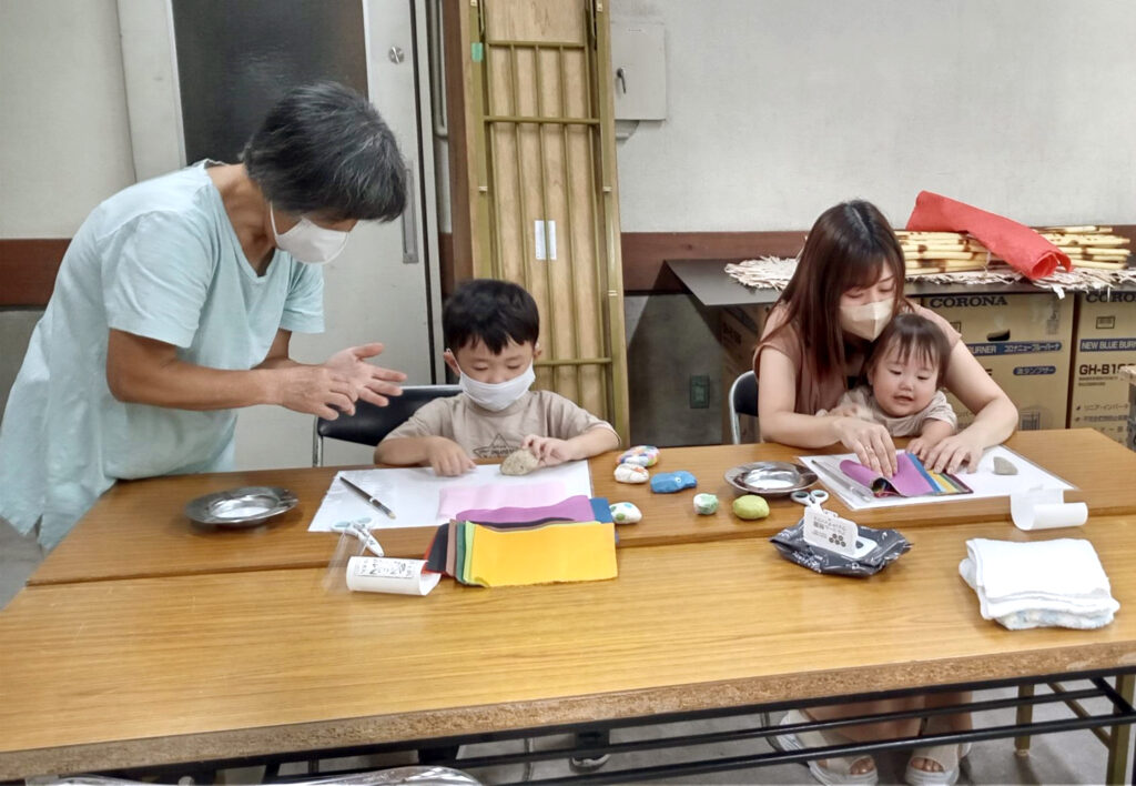 家族で夏休みを楽しみながら自由研究