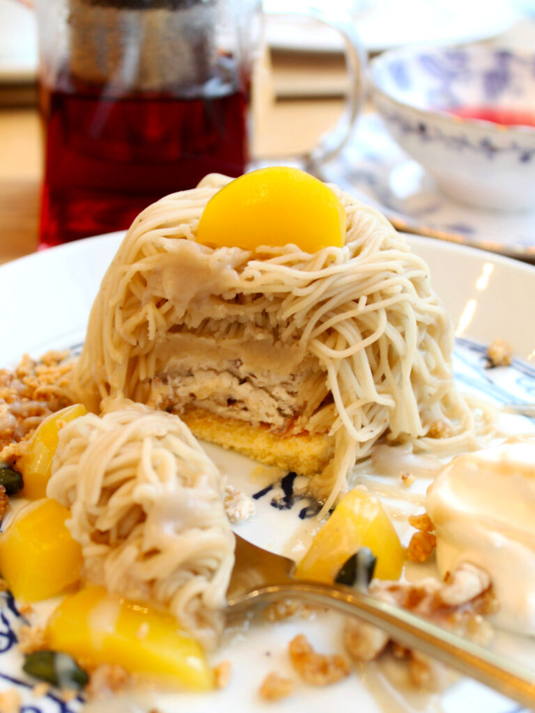 どこから食べても美味しい！アートのような一皿です