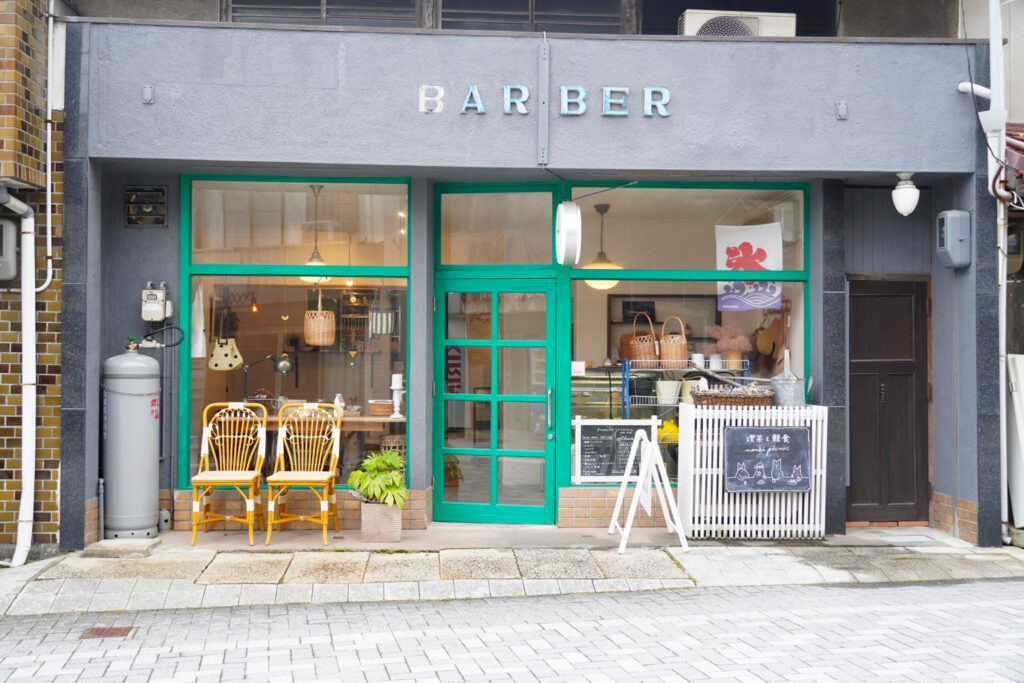 元理容店をセルフビルド