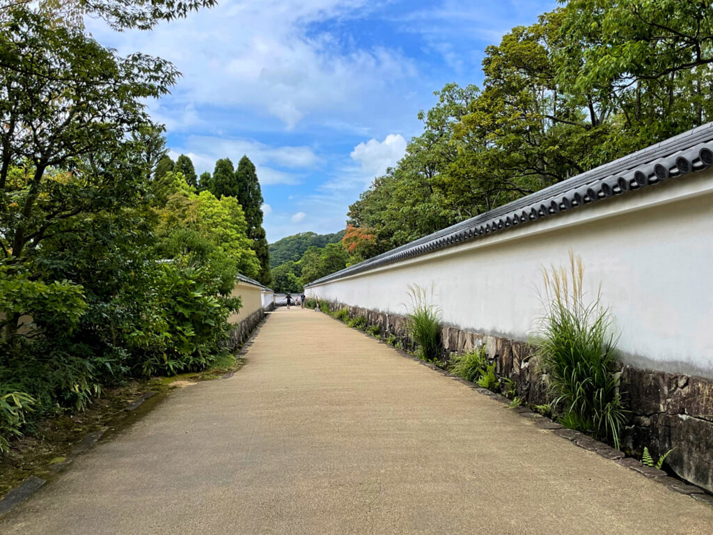 築地塀や屋敷門