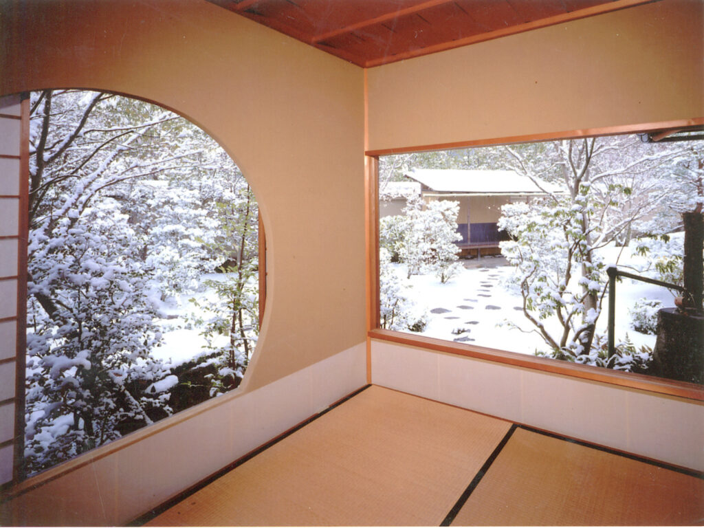 写真提供：「姫路城西御屋敷跡庭園　好古園」