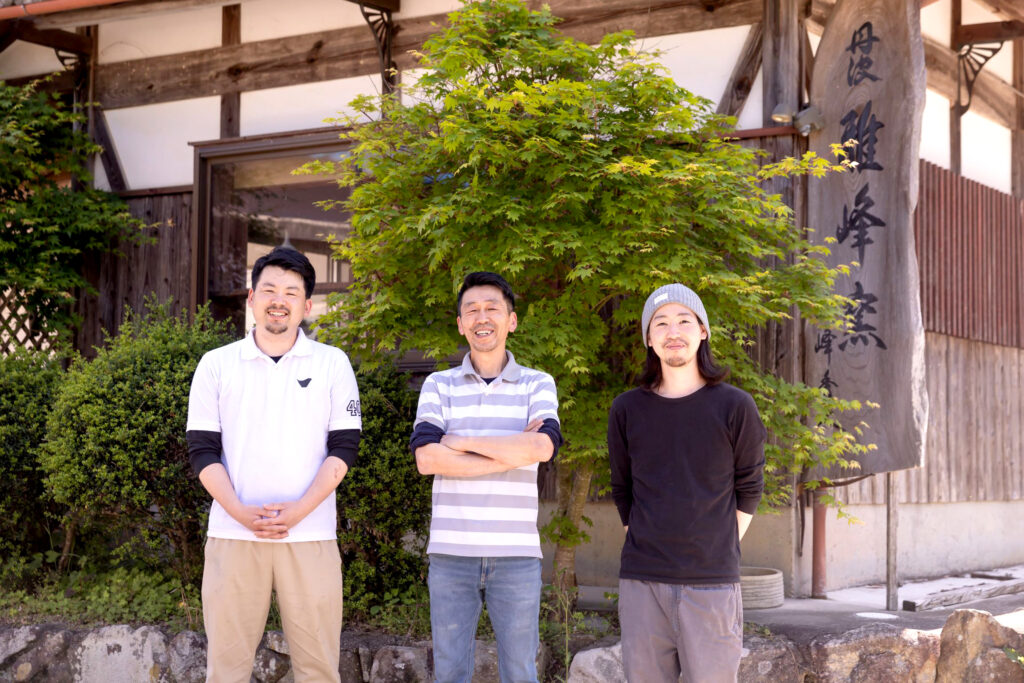 『雅峰窯』は、四代目の市野秀之さん