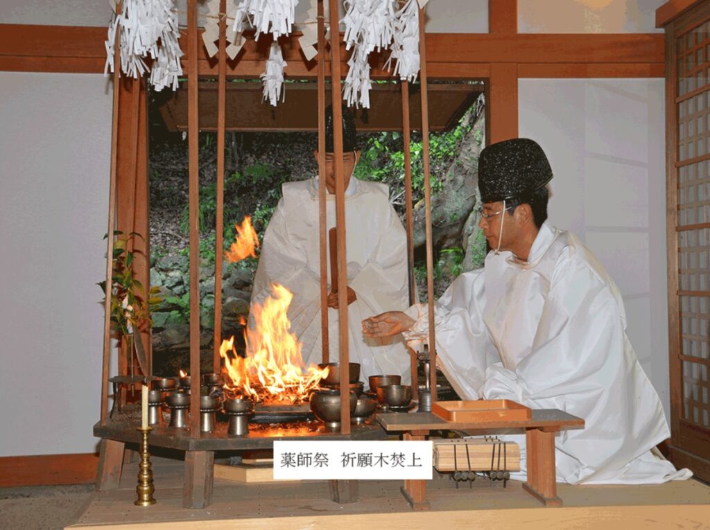 写真提供：『廣峯神社』
薬師祭（7月18日）／薬師如来（素戔嗚尊の化身）の鎮座縁日のお祭り
