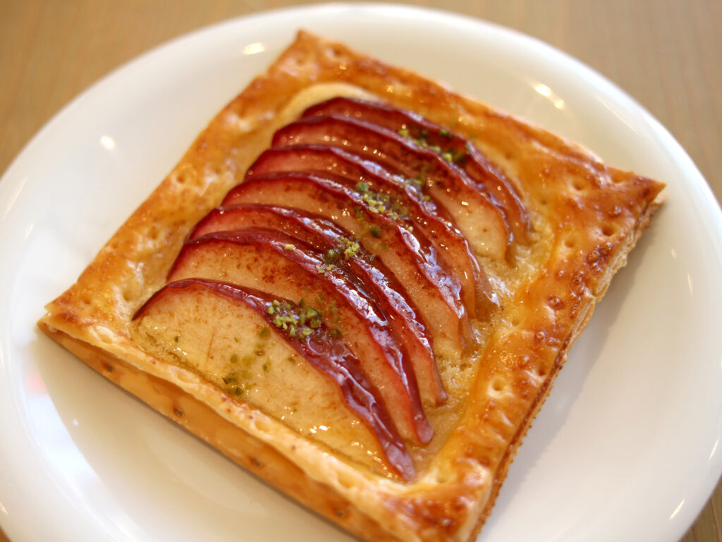 『りんごパイ』（410円）